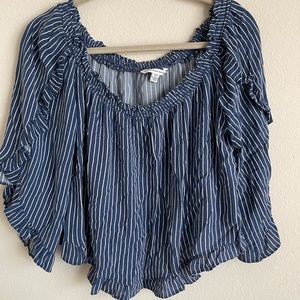 American Eagle Cropped Off the Shoulder Blouse XL